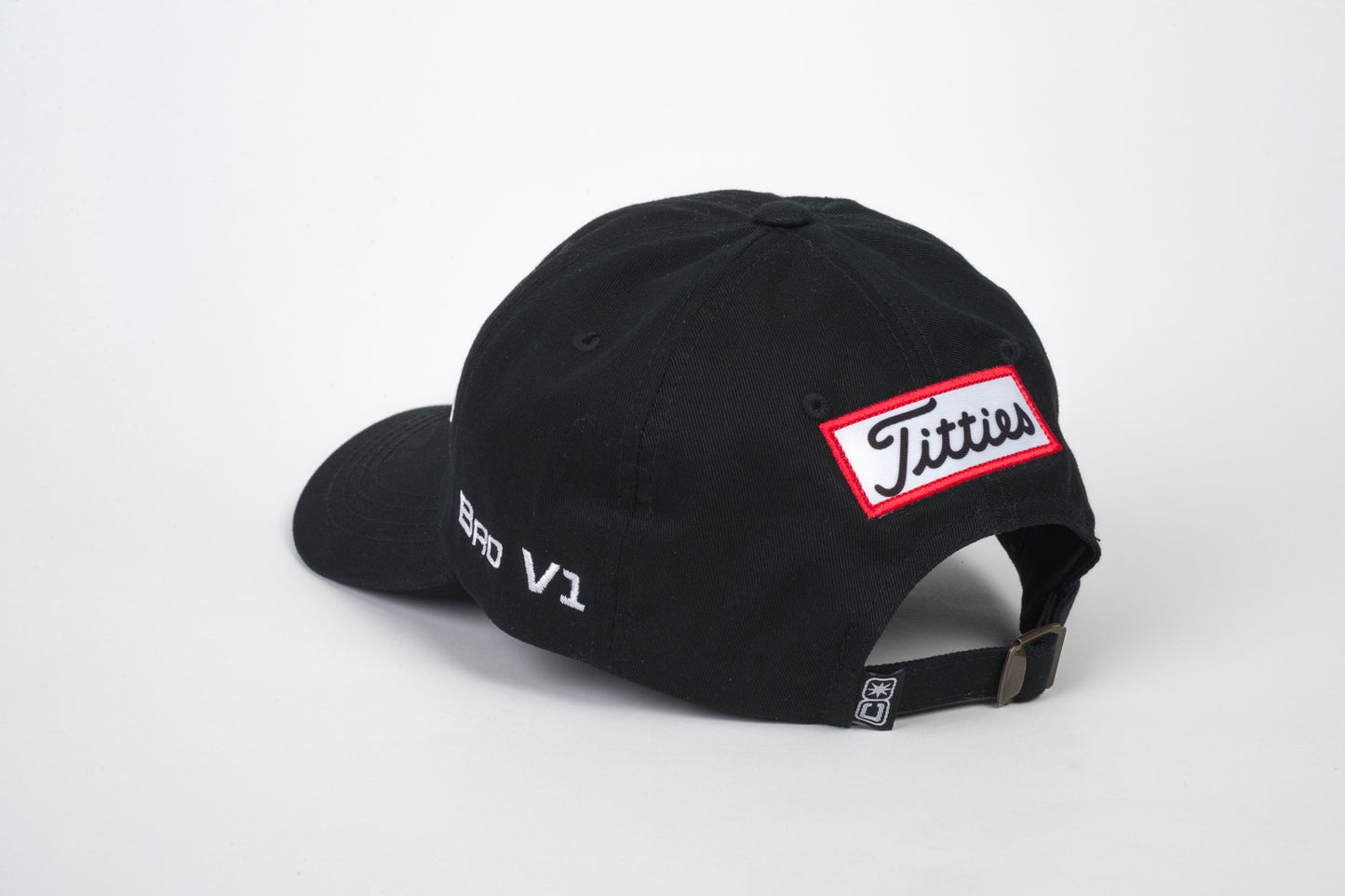 TITTIES GOLF BRO V1 DAD HAT NEGRO