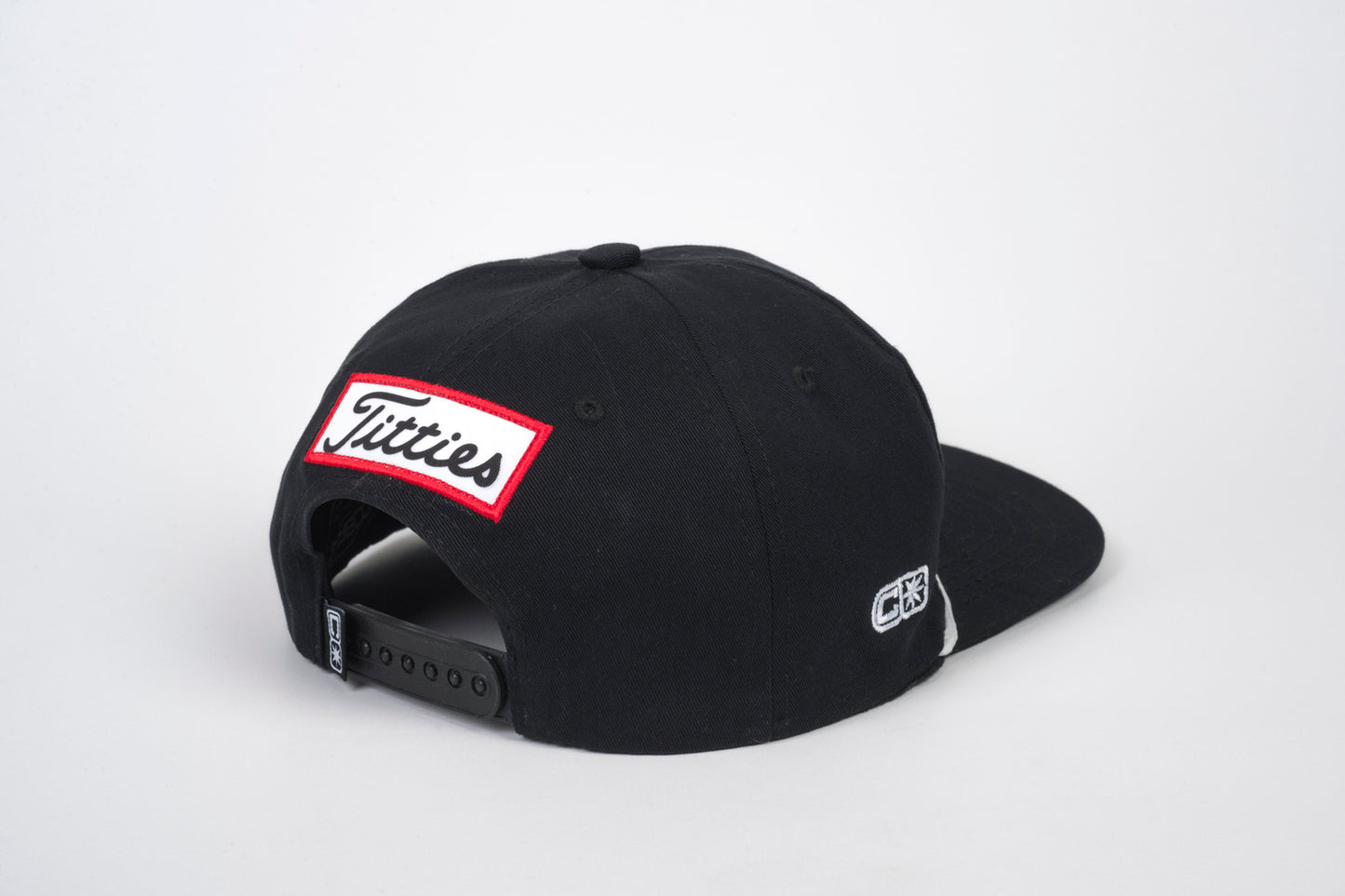 TITTIES GOLF BRO V1 SNAPBACK SIN ESTRUCTURA